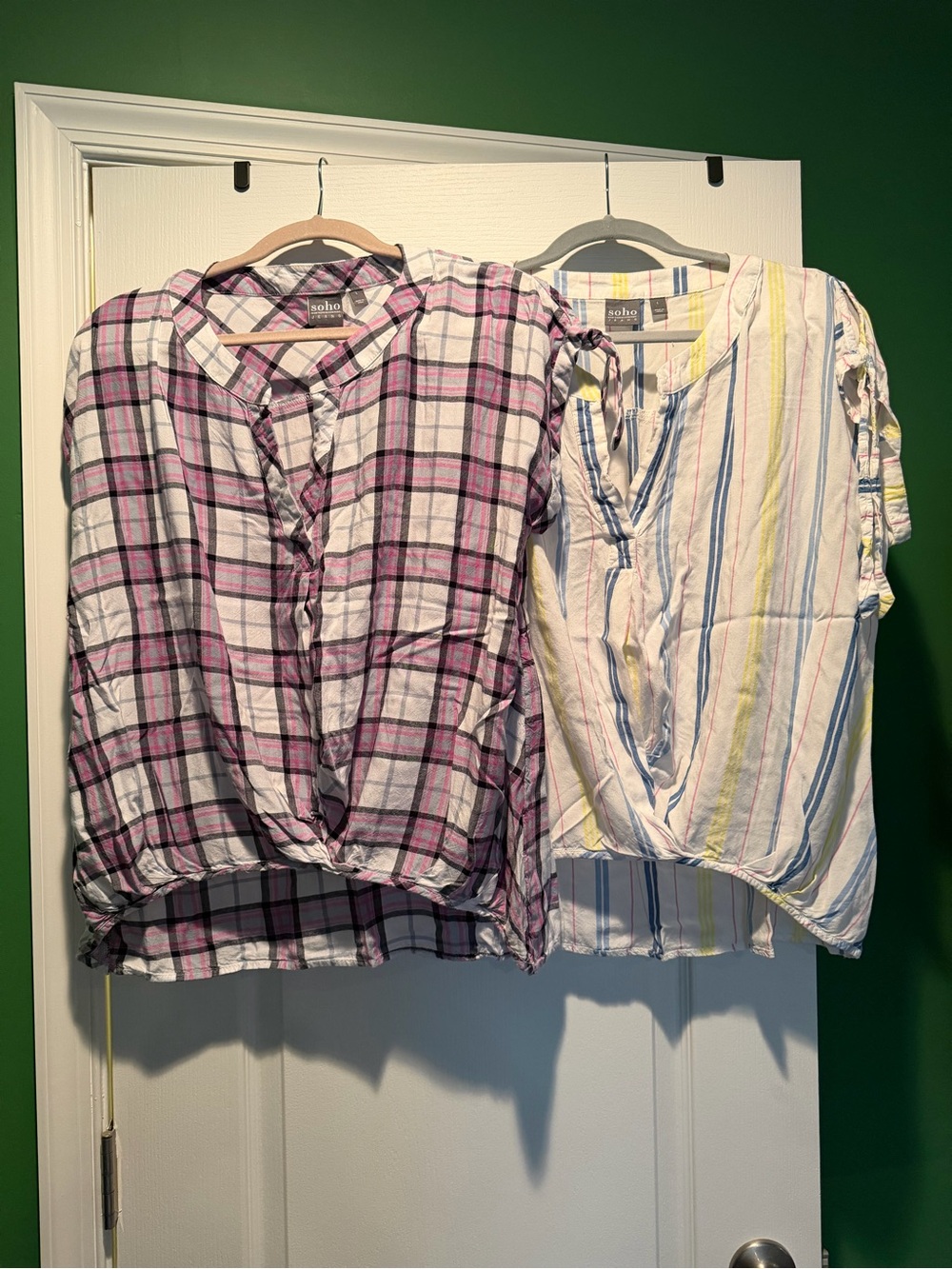 Two Soho Casual Knot-sleeve Plaid & Striped Tops size large